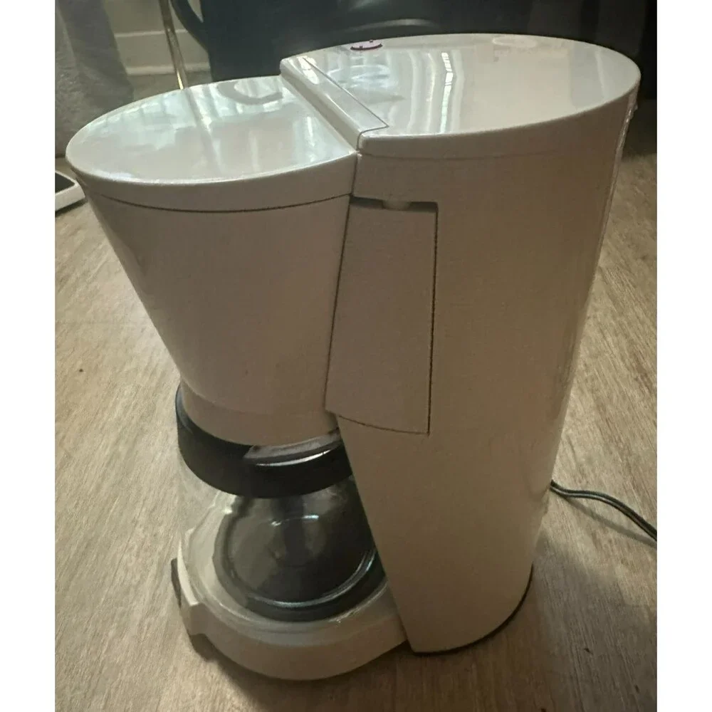 Braun FlavorSelect KF-140 Type 3096 10 Cup Coffee Maker Glass Carafe White